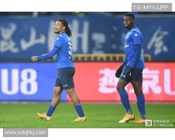 尼克斯与骑士对决诺瓦克的精彩表现引发球迷热议 尼克斯与骑士对决诺瓦克的精彩表现引发球迷热议