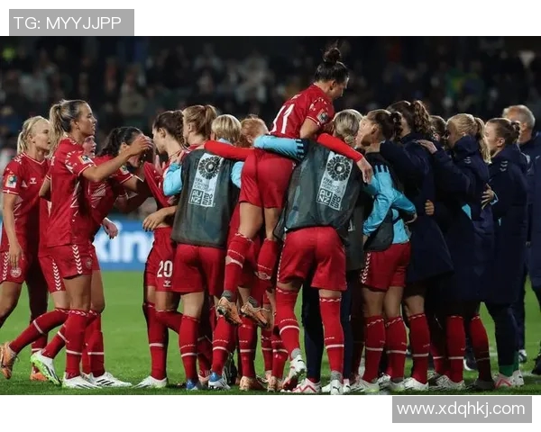 德国女足与丹麦女足比赛因故推迟引发球迷热议与期待