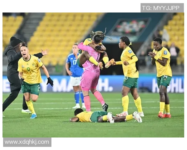 意大利女足与荷兰女足激战正酣谁能在这场对决中笑到最后