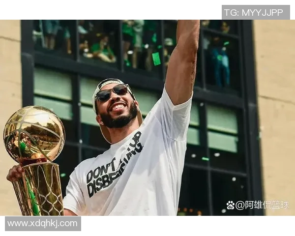 杰森塔图姆：从新星到NBA超级巨星的成长之路与挑战
