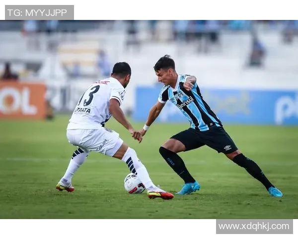 沙佩科与巴拉激战正酣球迷期待精彩对决与绝妙进球 沙佩科与巴拉激战正酣球迷期待精彩对决与绝妙进球