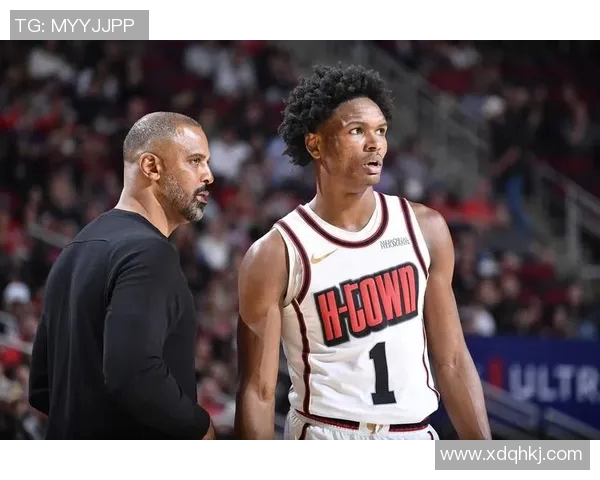 火箭队与勇士队在夏季联赛的精彩对决回顾与分析 火箭队与勇士队在夏季联赛的精彩对决回顾与分析