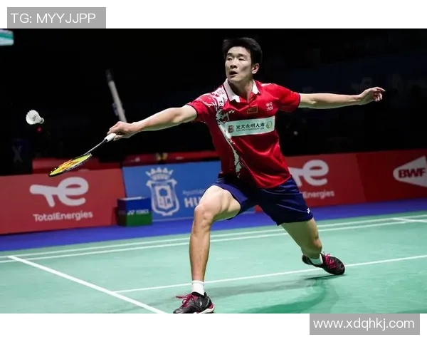 重庆羽毛球队实力揭秘:羽毛球巨献背后的训练与成就 重庆羽毛球队实力揭秘:羽毛球巨献背后的训练与成就