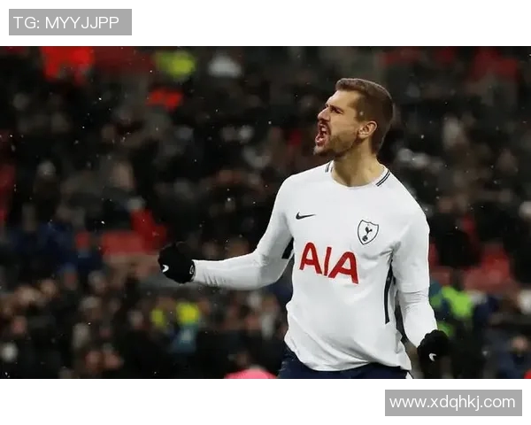 阿斯坦纳与祖马拉的激烈对决揭示足球战术的博弈与魅力 阿斯坦纳与祖马拉的激烈对决揭示足球战术的博弈与魅力